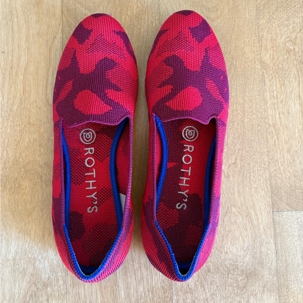 Rothy’s Red Camo Loafers, Size 6.5. Guc